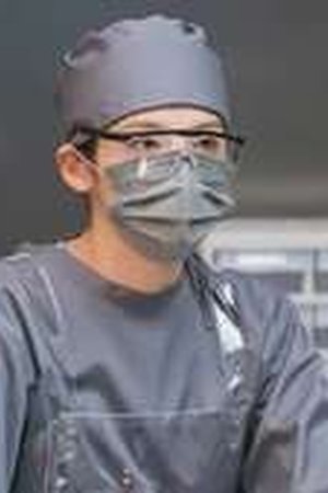 Hunter with a Scalpel Season 1 Episode 1 - Poster